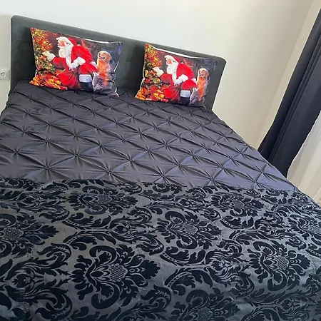 2 1,3 Km Promenada Mall Capacitate 4 Persoane * Craiova