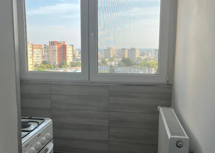 Apartment 2 1,3 Km Promenada Mall Capacitate 4 Persoane *